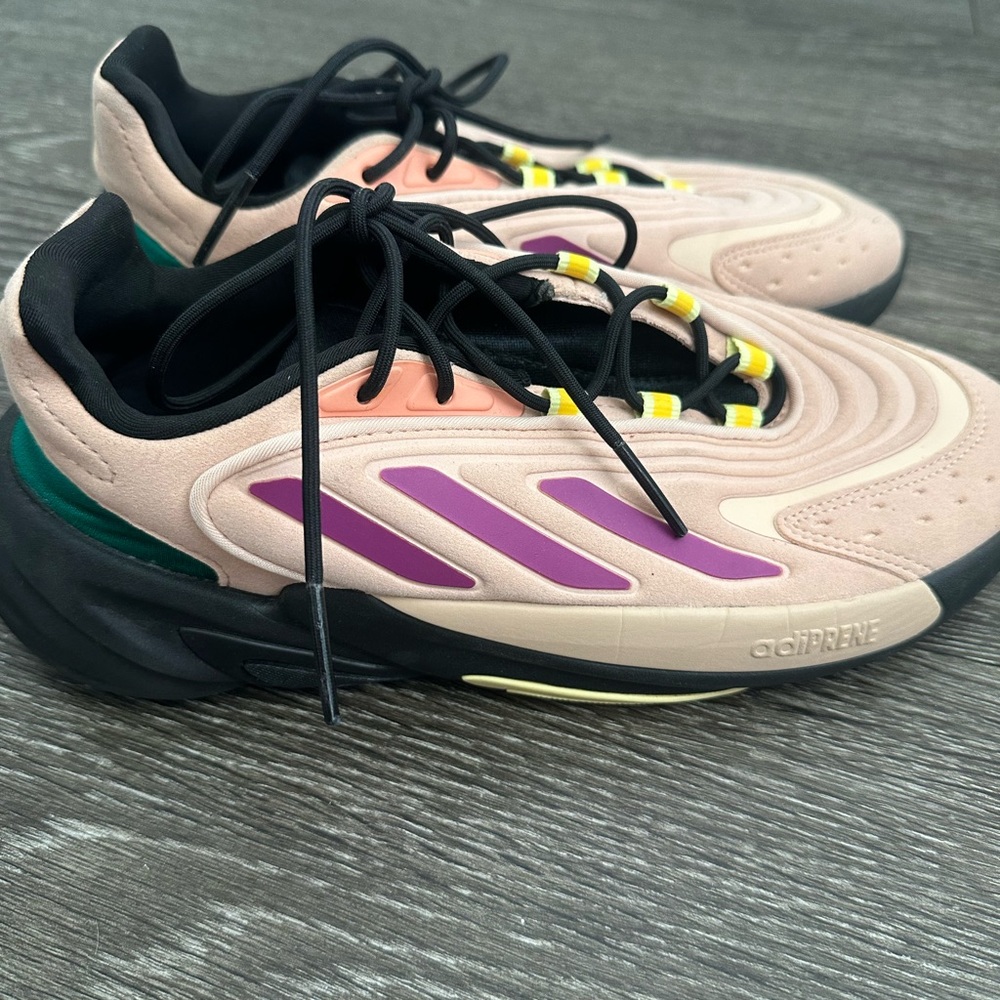 Adidas Ozelia Women’s Shoes